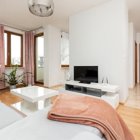 Apartament Na Woli Sowinskiego By Noclegi Renters Varşova Dış mekan fotoğraf