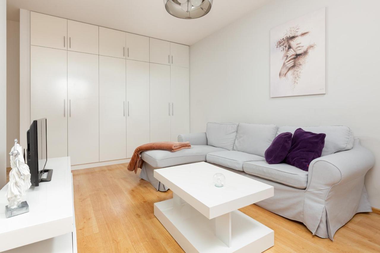 Apartament Na Woli Sowinskiego By Noclegi Renters Varşova Dış mekan fotoğraf