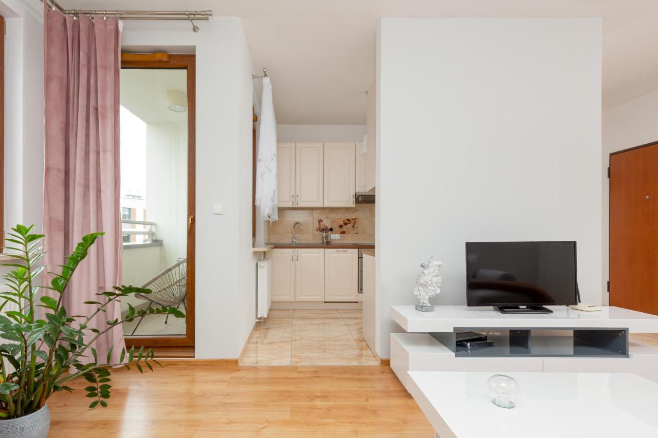 Apartament Na Woli Sowinskiego By Noclegi Renters Varşova Dış mekan fotoğraf