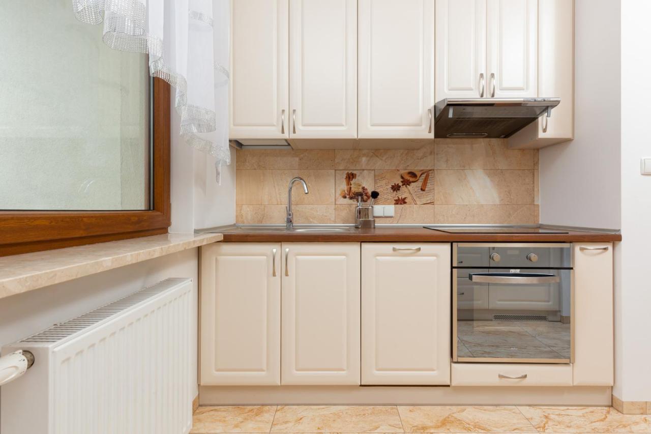 Apartament Na Woli Sowinskiego By Noclegi Renters Varşova Dış mekan fotoğraf